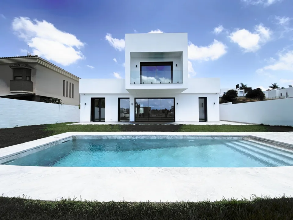 Grupo Tierra Nueva - KEY READY · photo 1 of 15