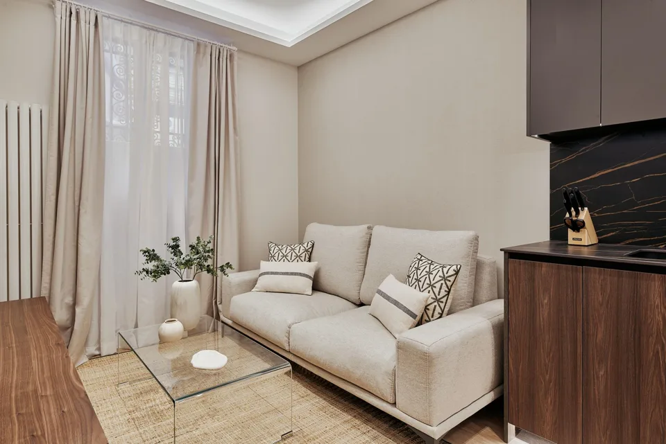 Apartment with 2 bedrooms in Madrid · photo 2 of 26