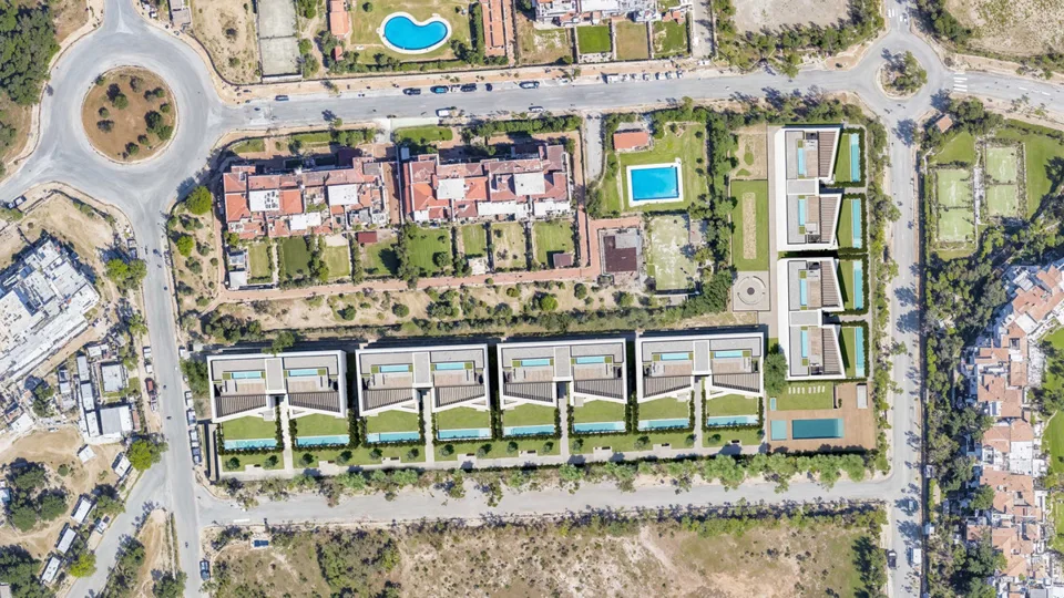 Palm Residences · photo 3 of 14
