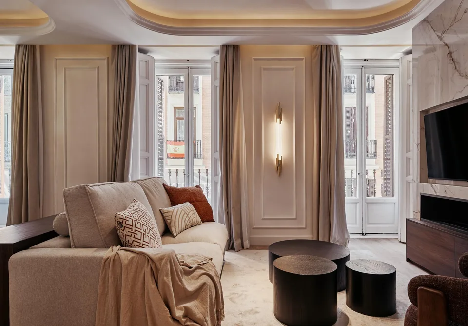 Apartment with 4 bedrooms in Madrid · photo 3 of 47