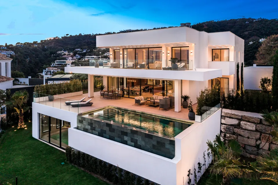 Villa Alfa - KEY READY · photo 2 of 17