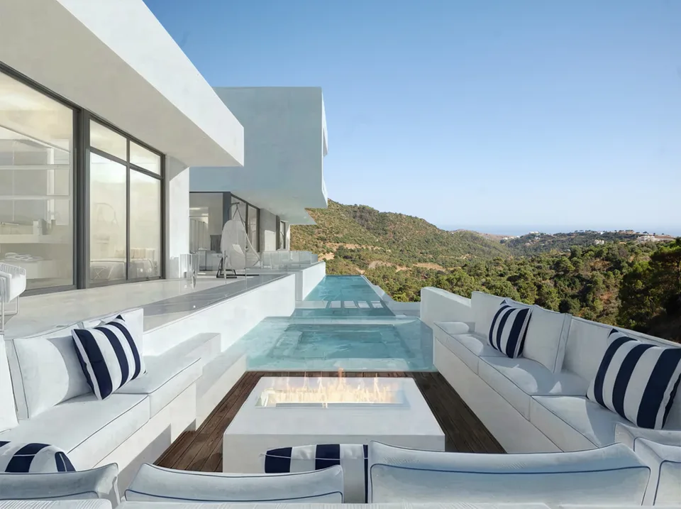 ZOE LUXE · photo 1 of 7