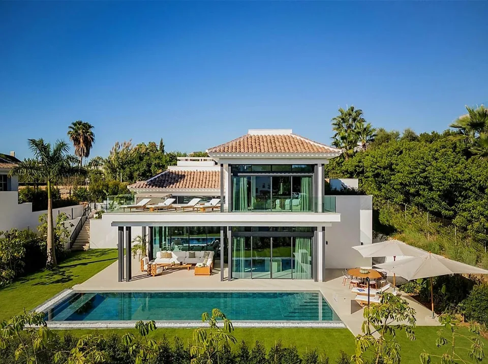 4OUR Villas - KEY READY · foto 1 de 28