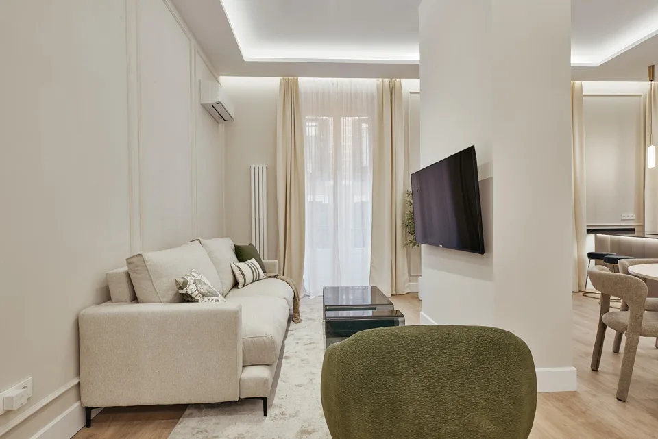 Apartment with 3 bedrooms in Madrid · photo 2 of 30