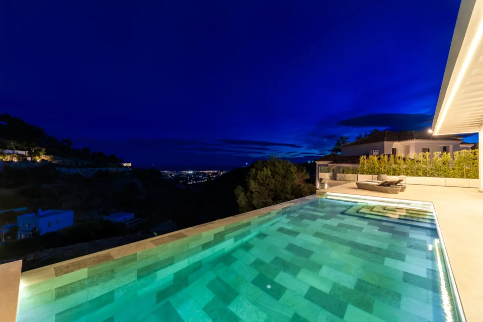 Villa Alfa - KEY READY · photo 5 of 17