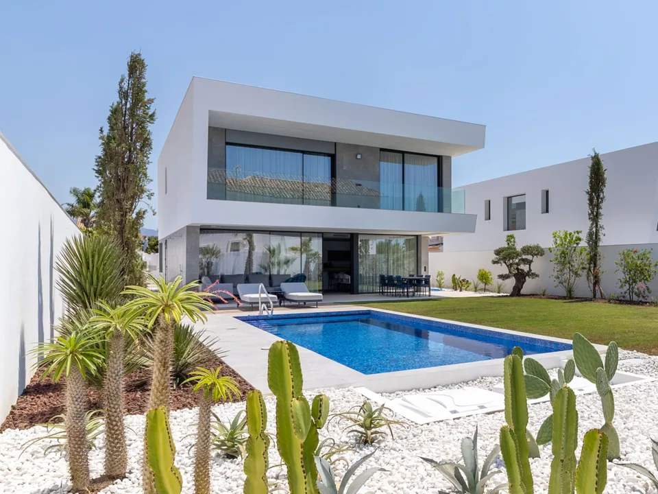 Villa A San Pedro - KEY READY · photo 1 of 14