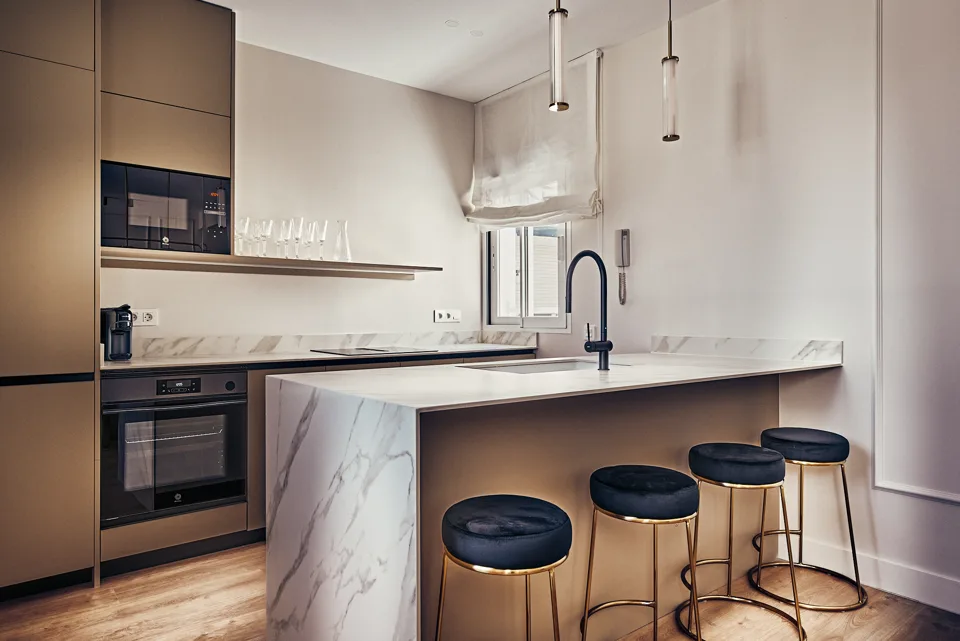 Apartment with 3 bedrooms in Madrid · photo 3 of 36