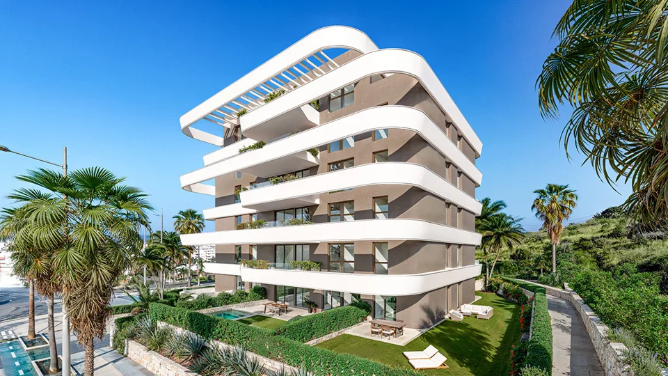 LOOA ESTEPONA · photo 1 of 23