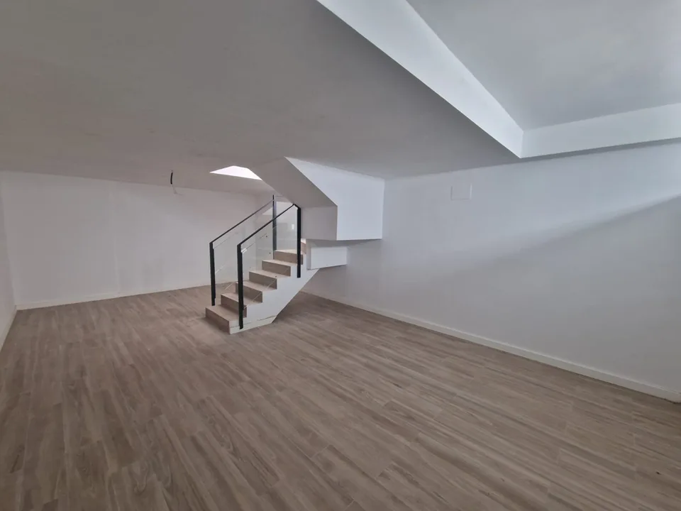 CASAS PAREADAS Y VILLA ALDEA HILLS - KEY READY! · photo 5 of 43