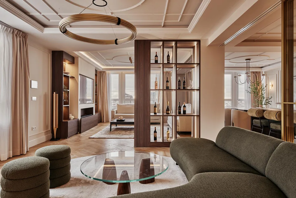 Apartment with 5 bedrooms in Madrid · photo 1 of 62